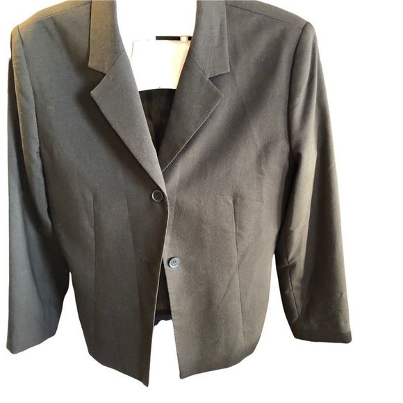 Nice Dressy jacket Sz 12 by Madison & Max 2 button fitted olive color - Picture 5 of 5